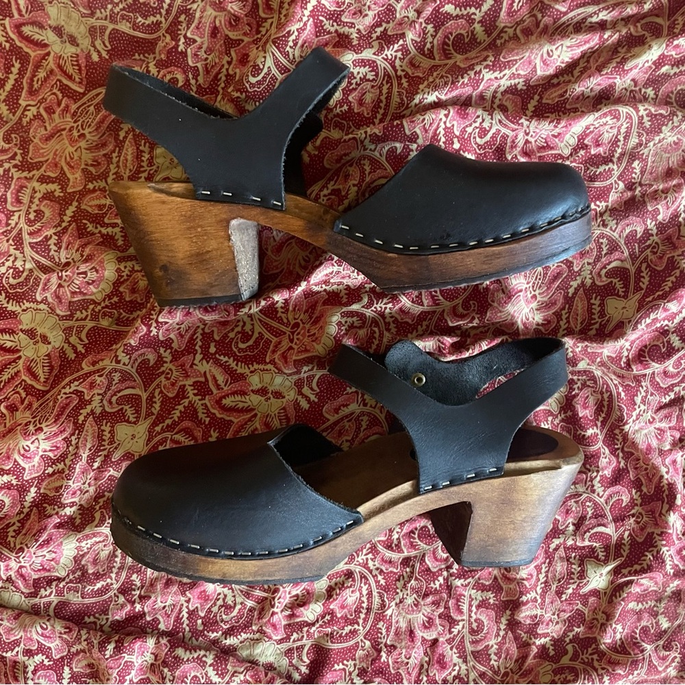 Lotta from Stockholm Highwood Black Leather Clogs with Wooden Heel, sz 41